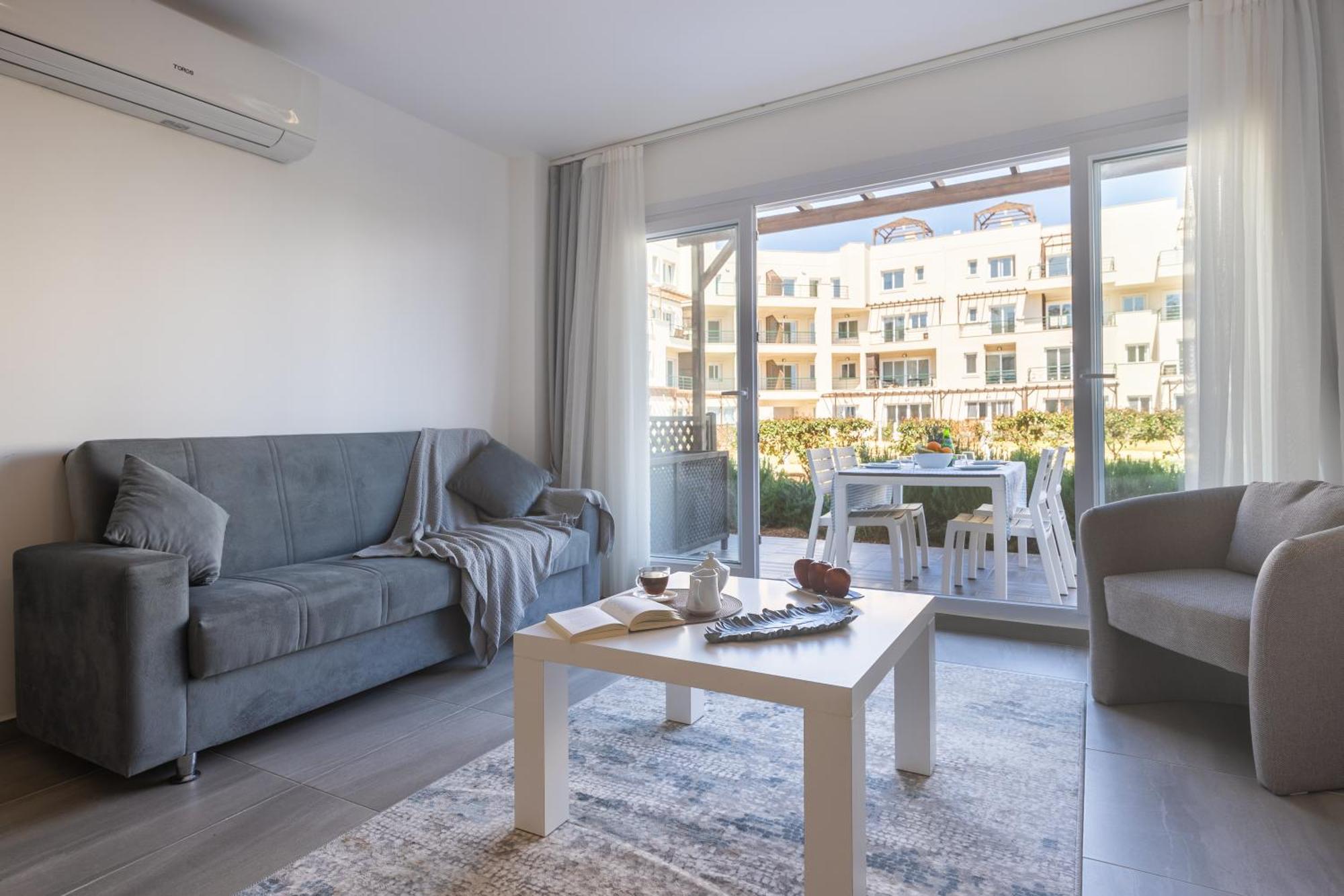 Thalassa Beach Resort & Spa Retreat Vokolidha Quarto foto